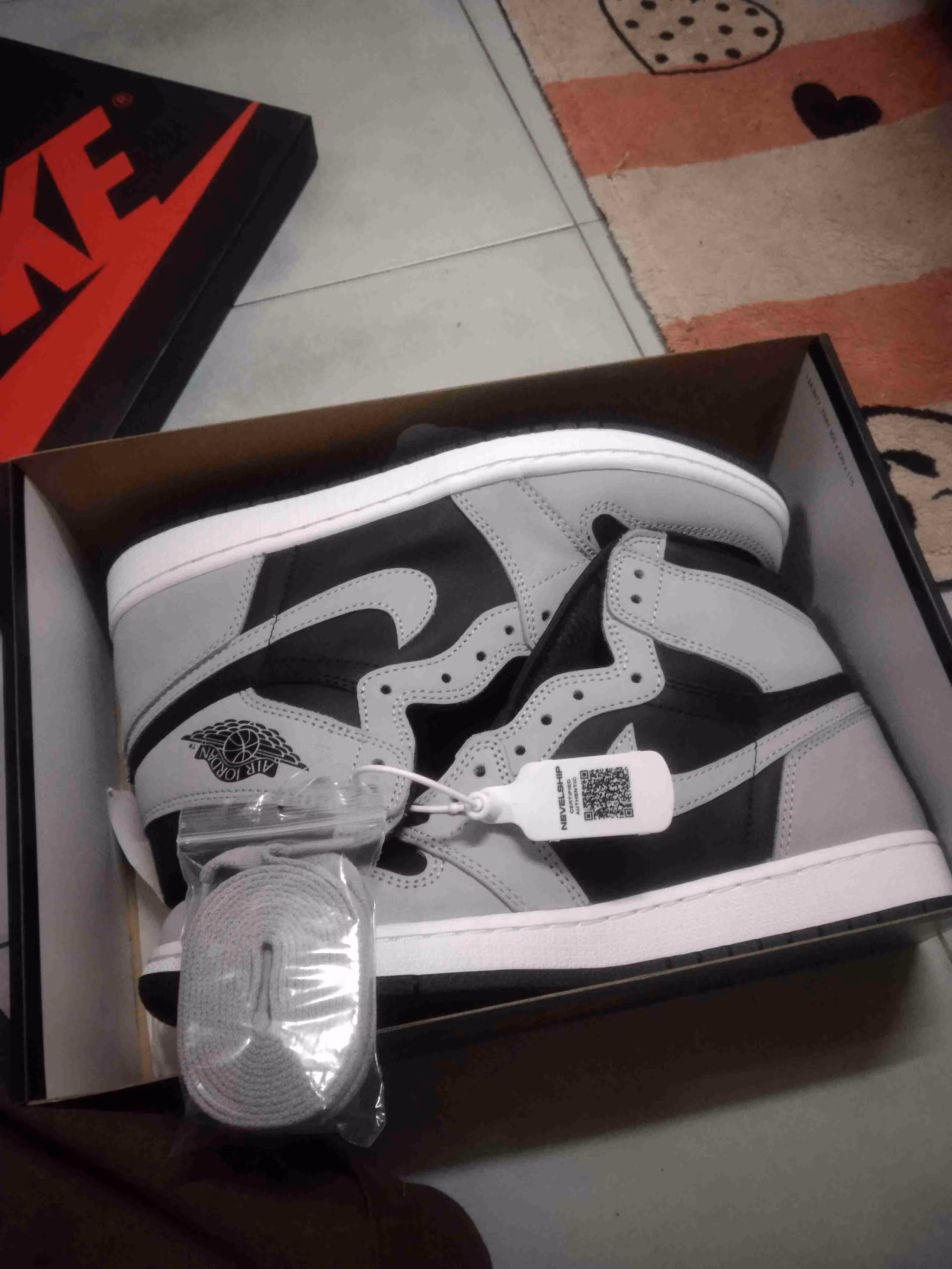Air Jordan 1 Retro High OG 'Shadow 2.0' 555088-035 Air Jordan 1 Retro High OG 'Shadow 2.0' 555088-035